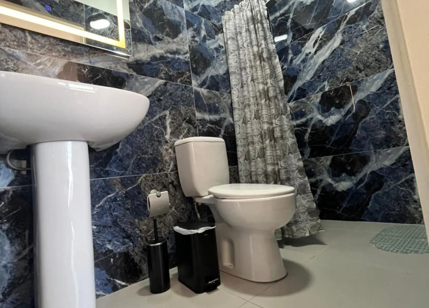 Guest house Dina House Hotel Himare Albania